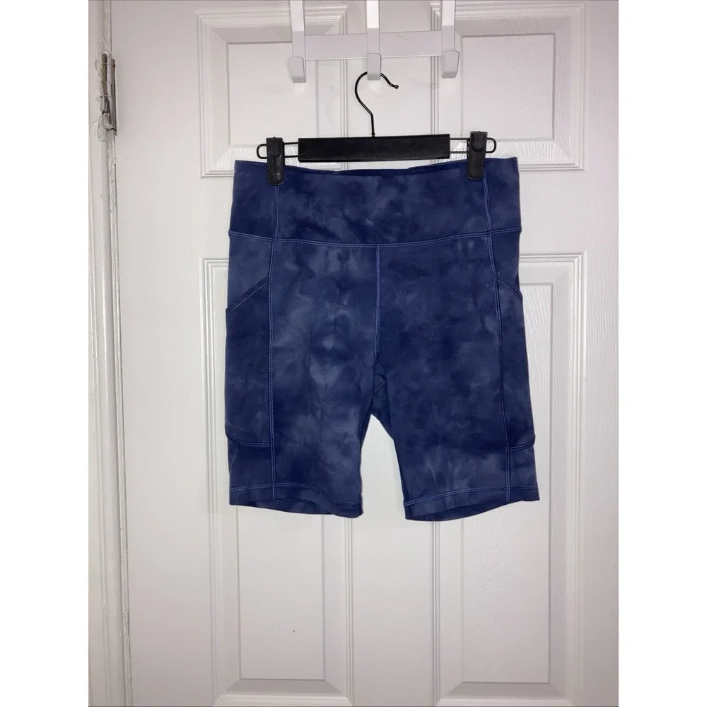 EUC‎ Lululemon Invigorate High-Rise Short 8